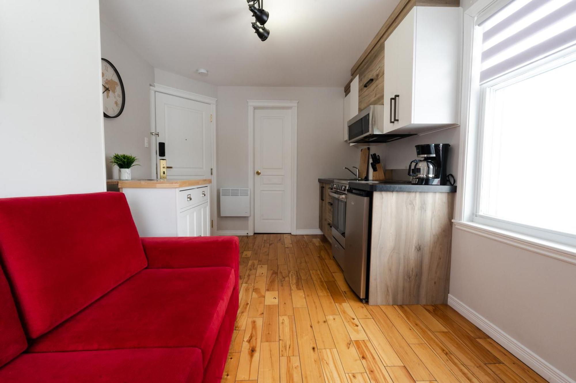Hotel Les Quatre Bonheurs Amqui Kültér fotó